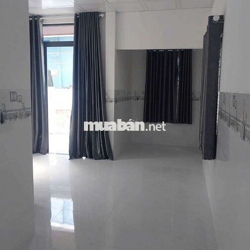 NHÀ MỚI Ở LIỀN 4,2×33,5 ĐƯỜNG TẬP ĐOÀN 8. XÃ TRƯỜNG BÌNH. CẦN GIUỘC.