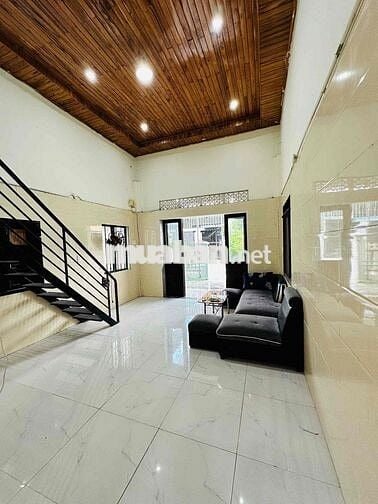 Nhà gác lửng chính chủ gần phố cổ Hội An