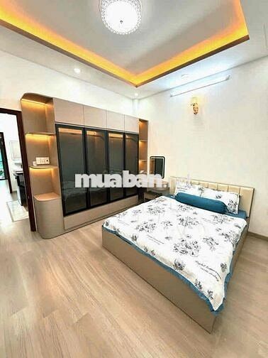 Bán Nhà Gần Phú Mỹ Hưng - 2 Tầng - 4x13 - Cạnh Quận 7 - Nhỉnh 4 Tỷ