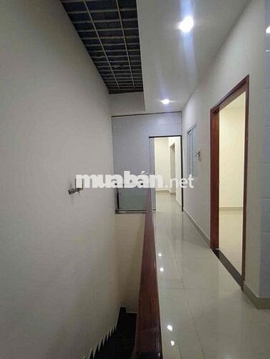 SIÊU RẺ NHÀ 3 TẦNG GẦN VẠN PHÚC 5PN 4WC GIÁ CHỈ 12 TRIỆU/THÁNG