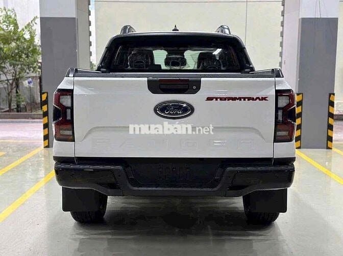 Ford Ranger 2025 Stormtrak 2.0L 4x4 AT - 300 km