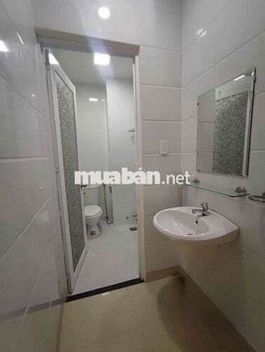 SIÊU RẺ NHÀ 3 TẦNG GẦN VẠN PHÚC 5PN 4WC GIÁ CHỈ 12 TRIỆU/THÁNG