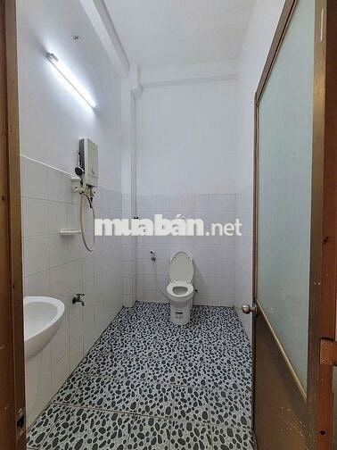 NHÀ HXH 1/ NGUYỄN VĂN QUÁ, P.ĐHT, Q.12-DT4x18m 1 LẦU 3PN 2WC