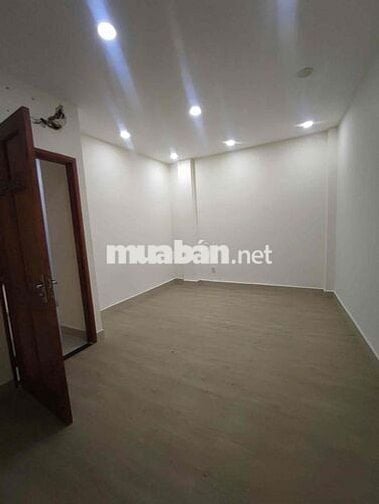 SIÊU RẺ NHÀ 3 TẦNG GẦN VẠN PHÚC 5PN 4WC GIÁ CHỈ 12 TRIỆU/THÁNG