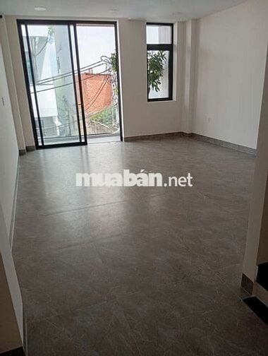 CHO THUÊ NHÀ 5X22( TRỆT+2LẦU+4PHÒNG LỚN) HẺM XE TẢI NHÀ MỚI 100%