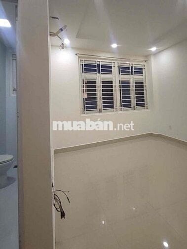 SIÊU RẺ NHÀ 3 TẦNG GẦN VẠN PHÚC 5PN 4WC GIÁ CHỈ 12 TRIỆU/THÁNG