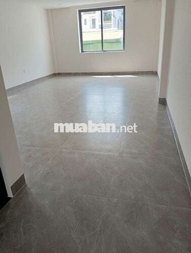 CHO THUÊ NHÀ 5X22( TRỆT+2LẦU+4PHÒNG LỚN) HẺM XE TẢI NHÀ MỚI 100%