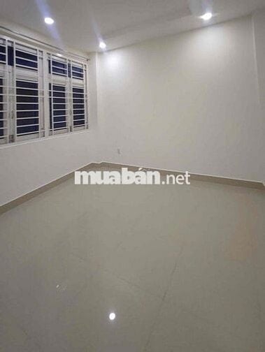 SIÊU RẺ NHÀ 3 TẦNG GẦN VẠN PHÚC 5PN 4WC GIÁ CHỈ 12 TRIỆU/THÁNG