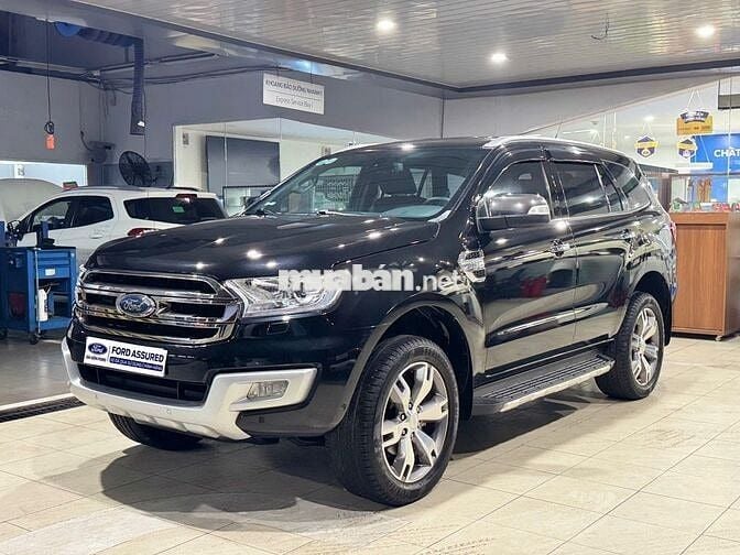 Ford Everest Titanium 4x2 2024 - 74000 km
