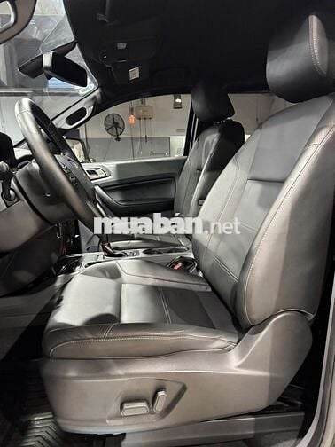 Ford Everest Titanium 4x2 2024 - 74000 km