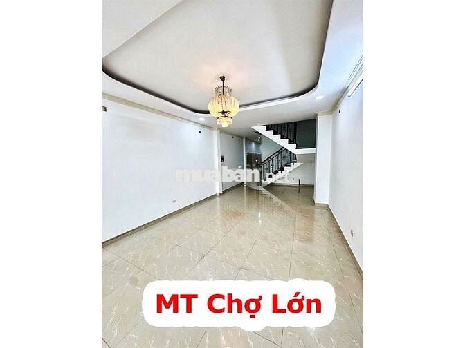 Nhà mặt tiền kinh doanh Chợ Lớn – 4x21m – chỉ 23tr/tháng, có hầm!