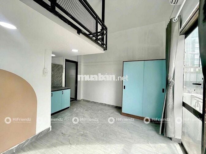 KHAI TRƯƠNG PHÒNG GÁC BAN CÔNG CỬA SỔ THOÁNG NGAY TRUNG TÂM PN GIÁP Q1