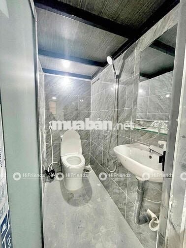 KHAI TRƯƠNG PHÒNG GÁC BAN CÔNG CỬA SỔ THOÁNG NGAY TRUNG TÂM PN GIÁP Q1