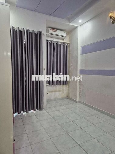 Cho thuê nhà sát trường Nguyễn Trung Trực LTRiêng 4x11 1 lầu 2PN 2WC