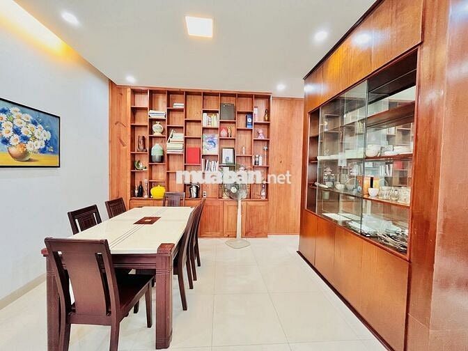 CHO THUÊ BIỆT THỰ SÂN VƯỜN 5 PHÒNG NGỦ KHU BÀN CỜ TTTP
