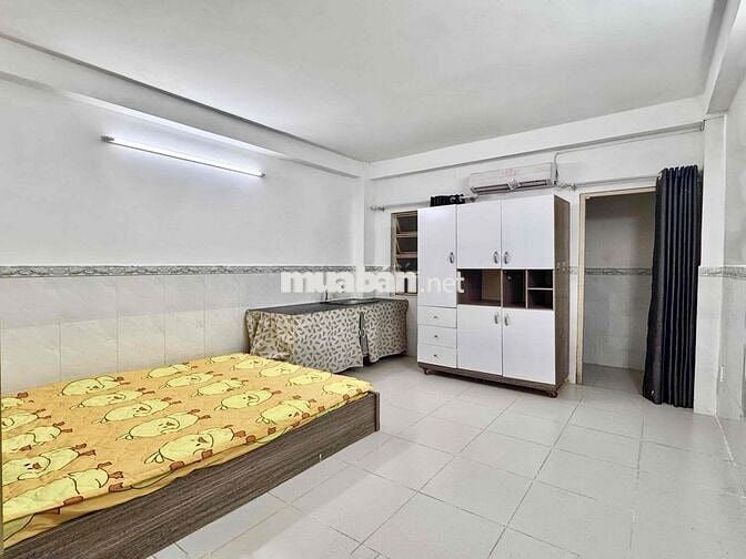 Phòng đầy đủ nội thất giá cực rẻ khu nhà Ga T3 - ETOWN .chính chủ 100%