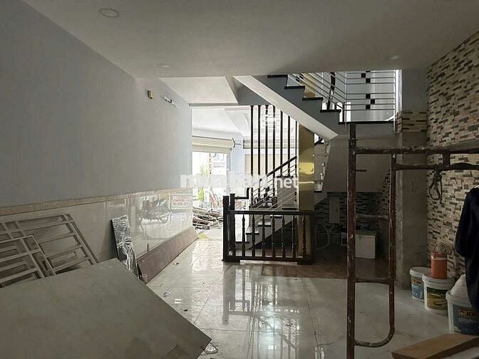 Chính chủ cho thuê mặt bằng ngang 6m quận 10 giá chỉ 35 triệu