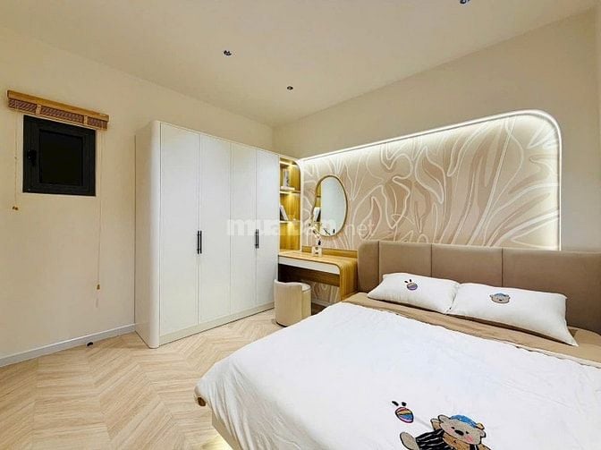 ⭐️Nhà DT:5,7x10m tuyệt đẹp Cao cấp hẻm Lê Hoàng Phái, P17, Q.Gò Vấp.