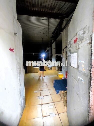 cho thuê kho xưởng 770m² p.Linh Trung, điện 3 pha, xe tải vào tận nơi