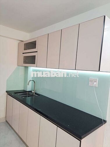 NHÀ ĐÚC 4 LẦUTẶNG NỘI THẤT 4X6 BÌNH LONG. P. TÂN SƠN NHÌ.QUẬN TÂN PHÚ.
