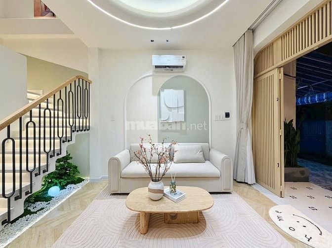⭐️Nhà DT:5,7x10m tuyệt đẹp Cao cấp hẻm Lê Hoàng Phái, P17, Q.Gò Vấp.