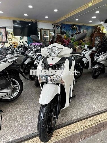 SH 125i 2015 Trắng Đen Sporty BSTP Chính Chủ