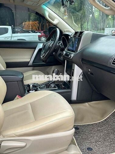 Land Cruiser Prado model 2014 màu đen giá tốt