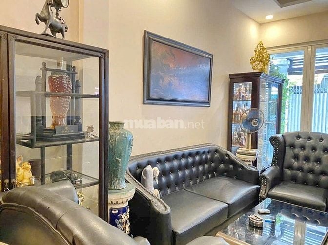 BÁN NHÀ TRUNG TÂM Q7 MẶT TIỀN KINH DOANH 