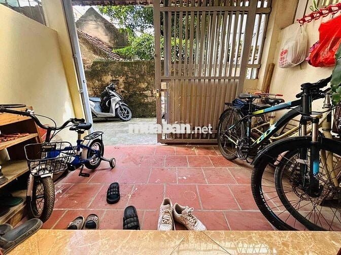 💥 NHÀ ĐẸP GẦN PHỐ MINH KHAI – 40M RA Ô TÔ TRÁNH – BA GÁC VÀO TẬN NHÀ