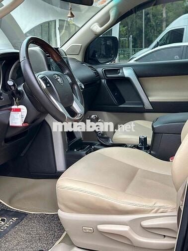 Land Cruiser Prado model 2014 màu đen giá tốt