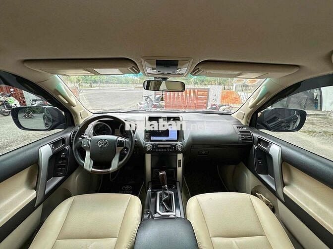 Land Cruiser Prado model 2014 màu đen giá tốt