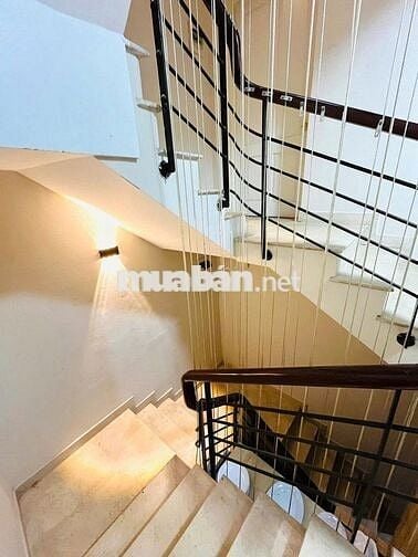 Nhà đẹp ngang 6m - Nguyễn Đình Chiểu, Quận 3 - hẻm thông ra Võ Văn Tần