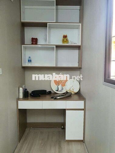 Lô góc tập thể Bạch Mai 2N2W T2 bãi ô tô tặng nội thất ban công thoáng