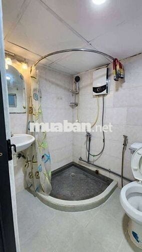 CHO THUÊ NHÀ NGUYỄN TRÃI P4 QUẬN 3