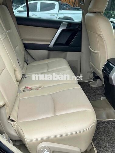 Land Cruiser Prado model 2014 màu đen giá tốt