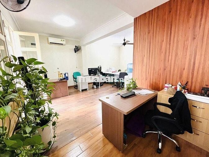 Nhà đẹp ngang 6m - Nguyễn Đình Chiểu, Quận 3 - hẻm thông ra Võ Văn Tần
