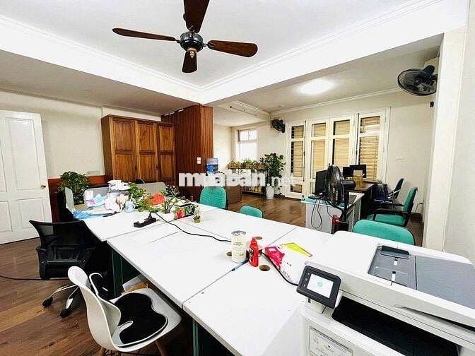 Nhà đẹp ngang 6m - Nguyễn Đình Chiểu, Quận 3 - hẻm thông ra Võ Văn Tần