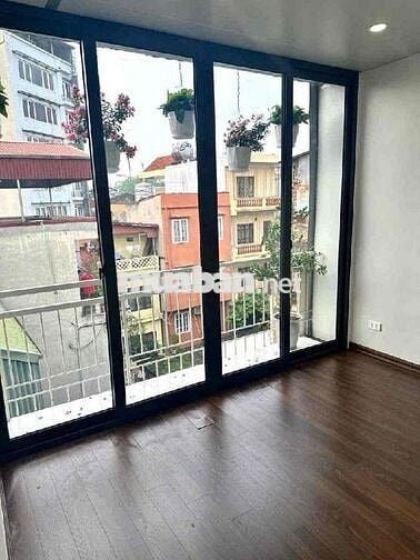 Cần bán TT Bách Khoa 2 thoáng 4PN 3WC, 100m2 tặng nội thất ô tô đỗ