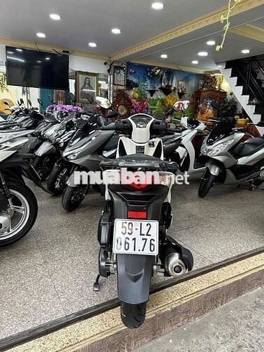 SH 125i 2015 Trắng Đen Sporty BSTP Chính Chủ