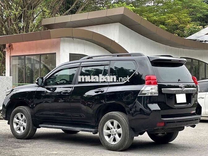 Land Cruiser Prado model 2014 màu đen giá tốt