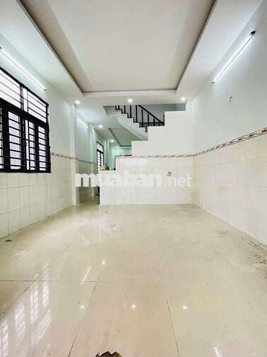 Bán nhà mặt tiền Xuân Thới Thượng 4, gần đường  Phạm Văn Sáng