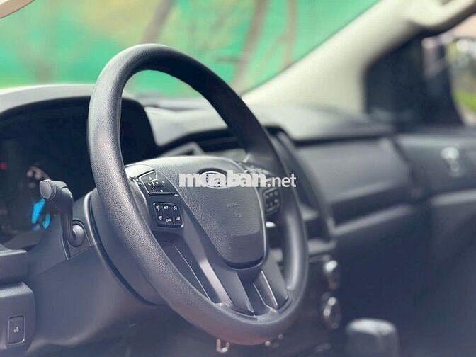 Ford ranger XLS AT sản xuất 2022
