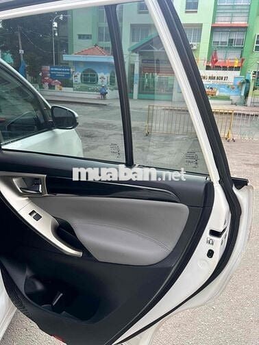 Toyota Innova 2018 2.0G - 120 km