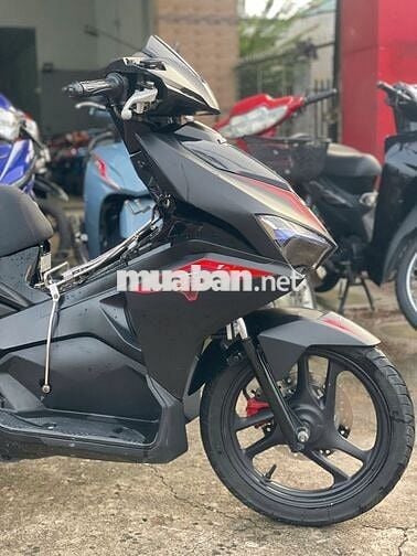 Xe máy Honda Air Blade 2017 màu đen