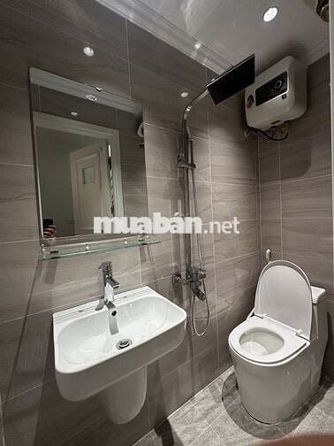 NguyễnViết Xuân 36mx4 Nhà đẹp này,nyc có quaylại cũng không cho ở nhờ.