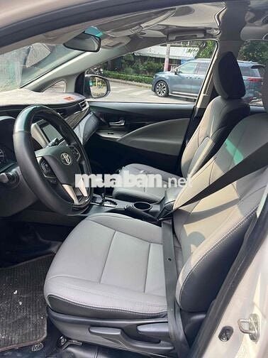 Toyota Innova 2018 2.0G - 120 km