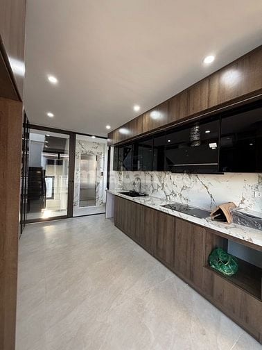 Trần Khát Chân-Gần ÔTÔ-Xây Mới-35m x 6Tầng-Thang Máy-Nội Thất Đẹp-9Tỷ3
