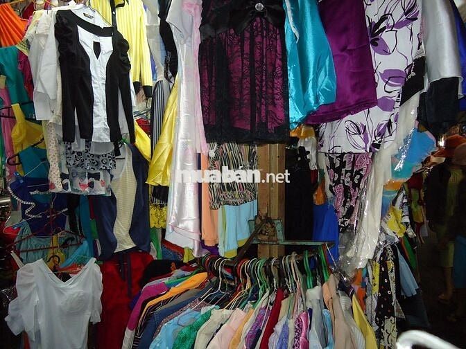 ️ CHO THUÊ SẠP GÓC DỄ KINH DOANH QUẦN ÁO THỜI TRANG ️CHỢ TÂN HƯƠNG