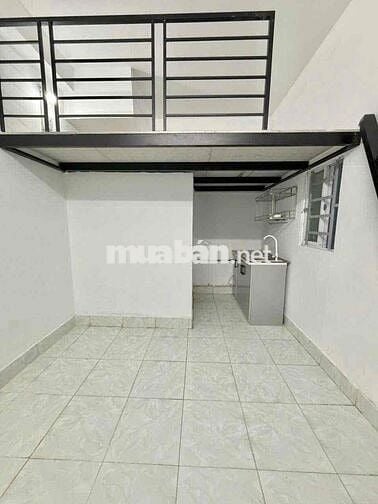 Phòng trọ mới - giá rẻ có Máy Lạnh đi bộ qua Công Thương