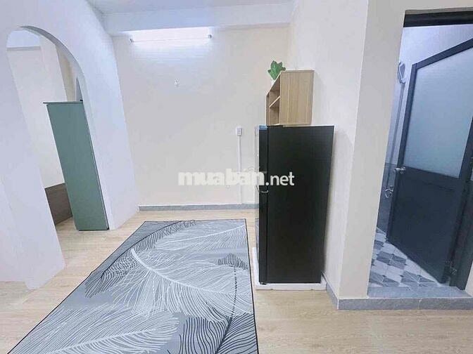 Cho Thuê Căn Hộ 2pn1wc Ban Công Máy Giặt Riêng Full NT Ngay Bà Hạt Q10